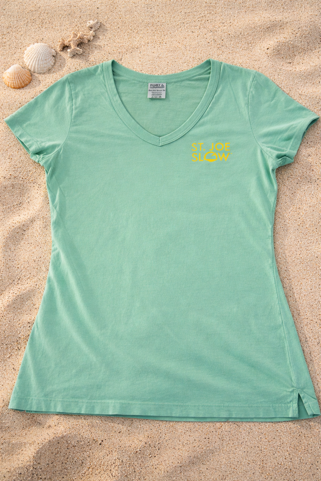 Pelican V-Neck